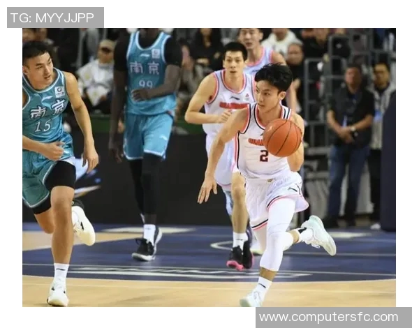 吉林男篮逆袭广东男篮上演精彩逆转赛局引发热议 吉林男篮逆袭广东男篮上演精彩逆转赛局引发热议