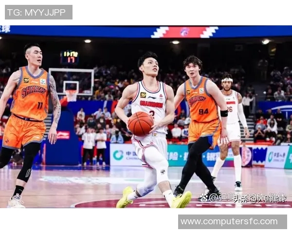 广东男篮遭遇浙江队,季后赛首轮对决引关注 广东男篮遭遇浙江队,季后赛首轮对决引关注